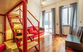 One Bedroom Apartment With Terrace Near Duomo